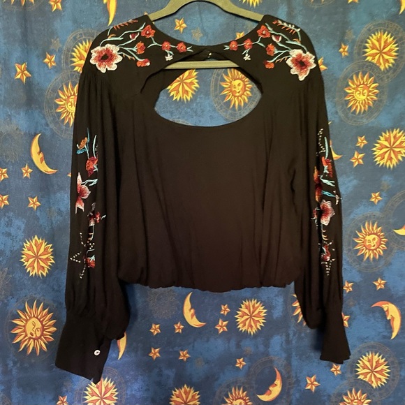 Free People Lita Black Embroidered Bell Sleeve Blouse XS - Picture 13 of 13